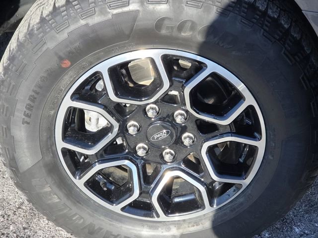 Certified 2022 Ford F150 XLT w/ Equipment Group 302A High image 27