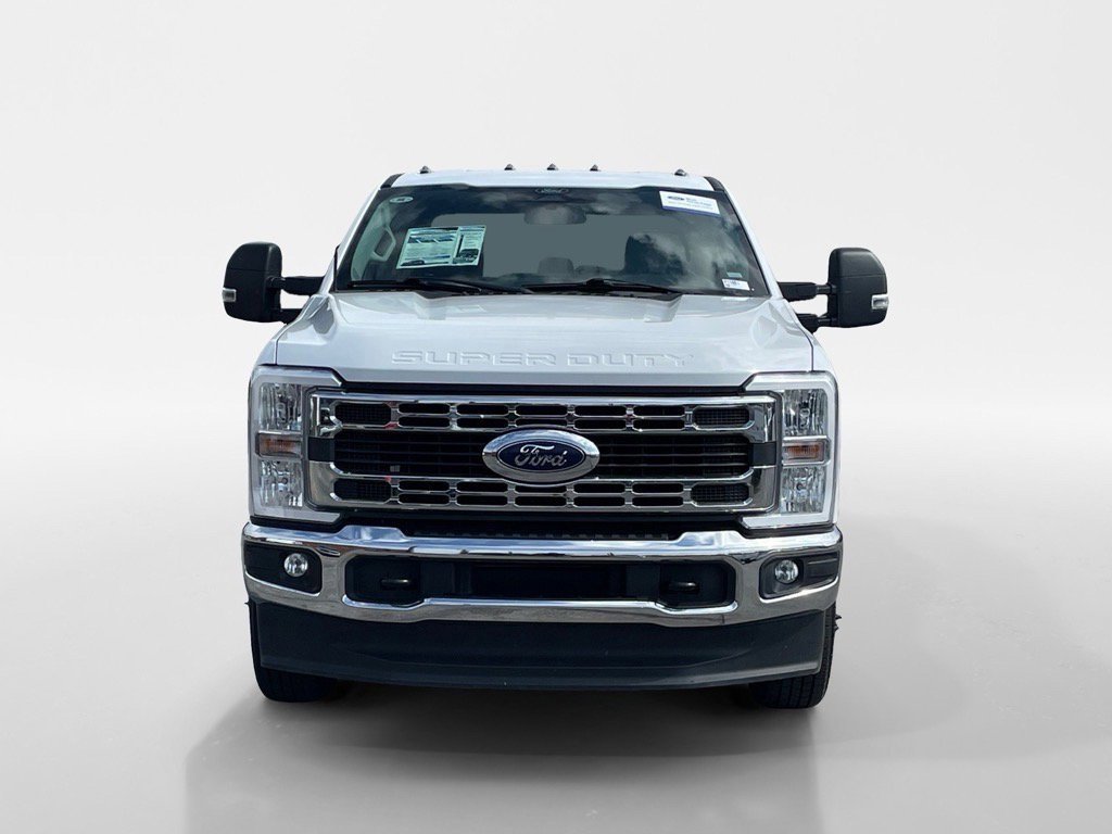 Certified 2024 Ford F350 XLT image 8