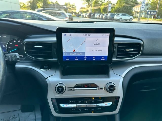 Certified 2022 Ford Explorer XLT w/ Equipment Group 202A AWD/4WD image 64