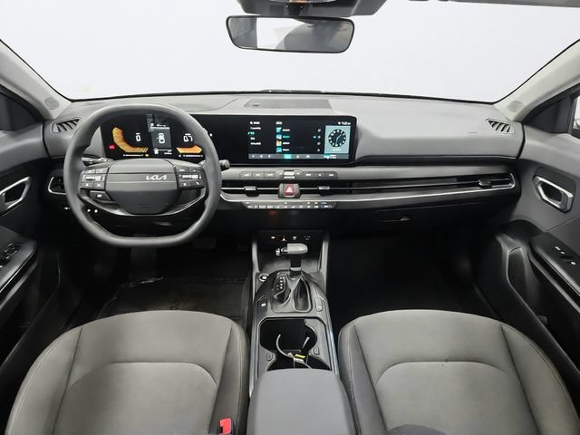 Used 2025 Kia K4 FWD image 17