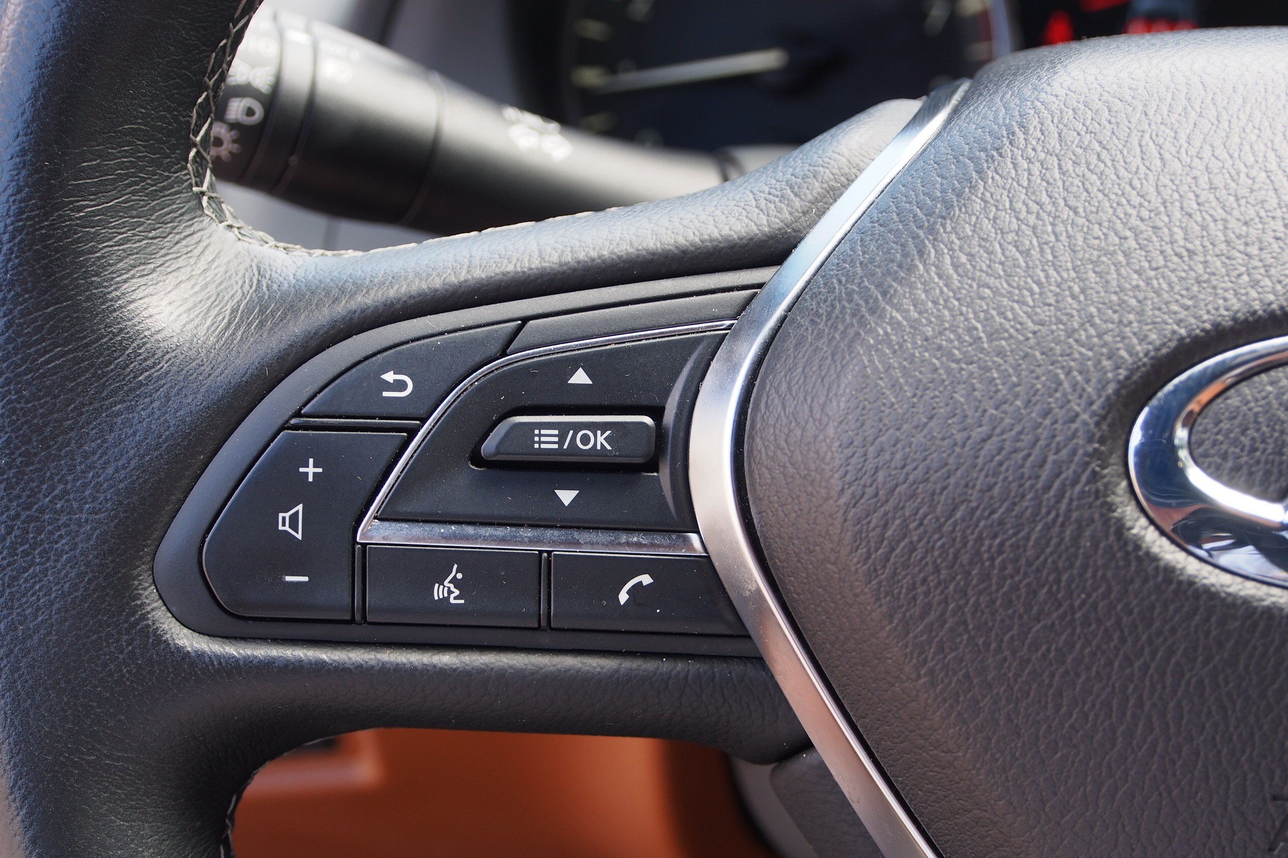 Used 2024 INFINITI Q50 Sensory RWD image 25