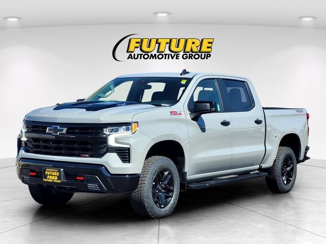 Used 2024 Chevrolet Silverado 1500 LT Trail Boss w/ Convenience Package II AWD/4WD image 8