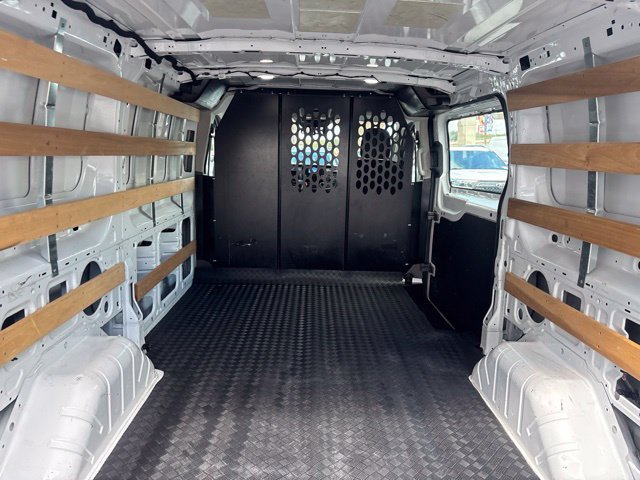 Certified 2025 Ford Transit 250 Low Roof w/ Exterior Upgrade Package RWD image 10