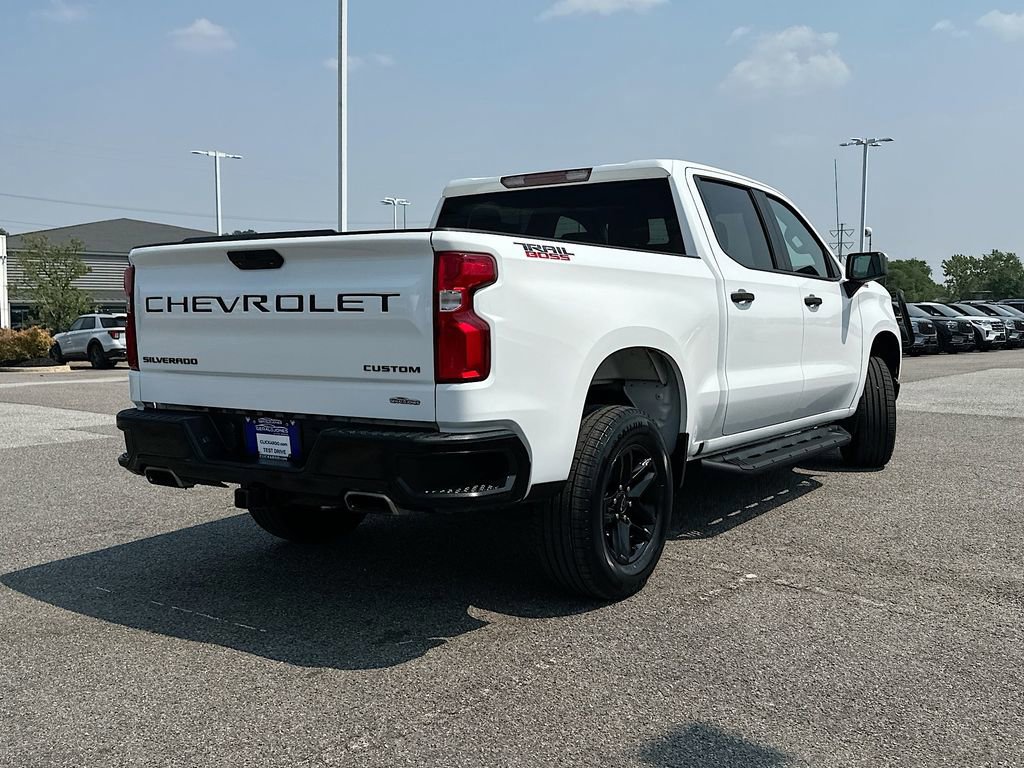 Used 2020 Chevrolet Silverado 1500 Custom Trail Boss w/ Custom Convenience Package AWD/4WD image 4