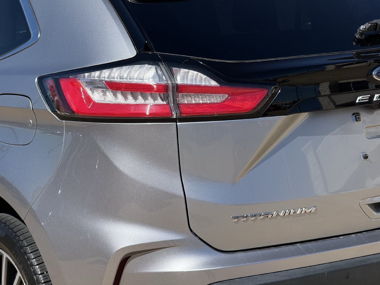 Certified 2023 Ford Edge Titanium AWD/4WD image 7