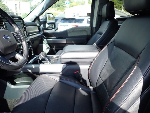 Certified 2022 Ford F150 Lariat w/ Equipment Group 502A High image 18