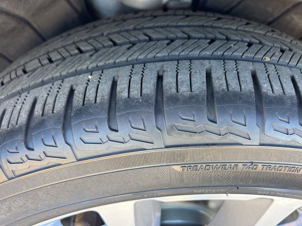 Used 2022 Hyundai Palisade SEL w/ Premium Package image 17