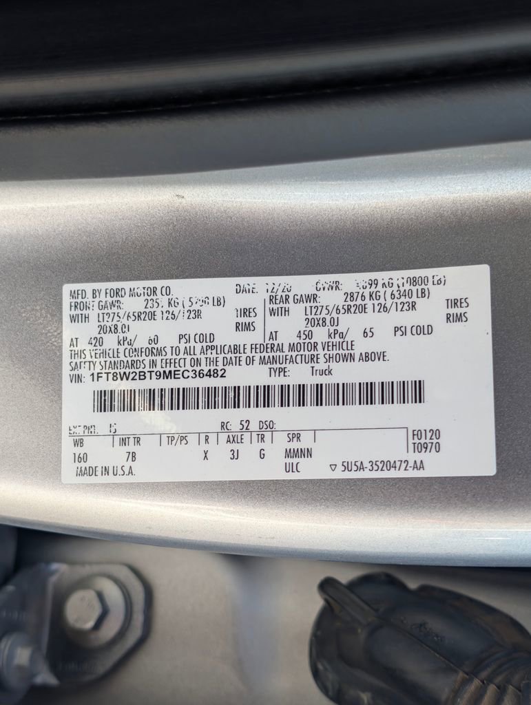 Certified 2021 Ford F250 Platinum w/ FX4 Off-Road Package AWD/4WD image 28