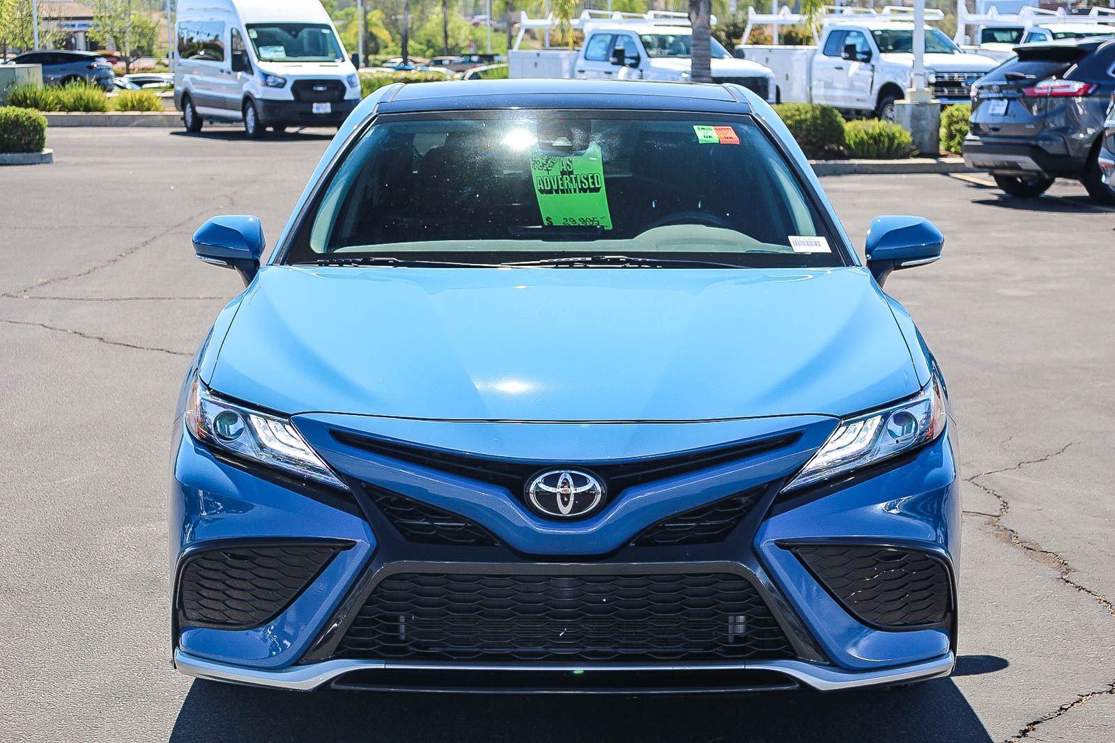 Used 2023 Toyota Camry XSE image 2