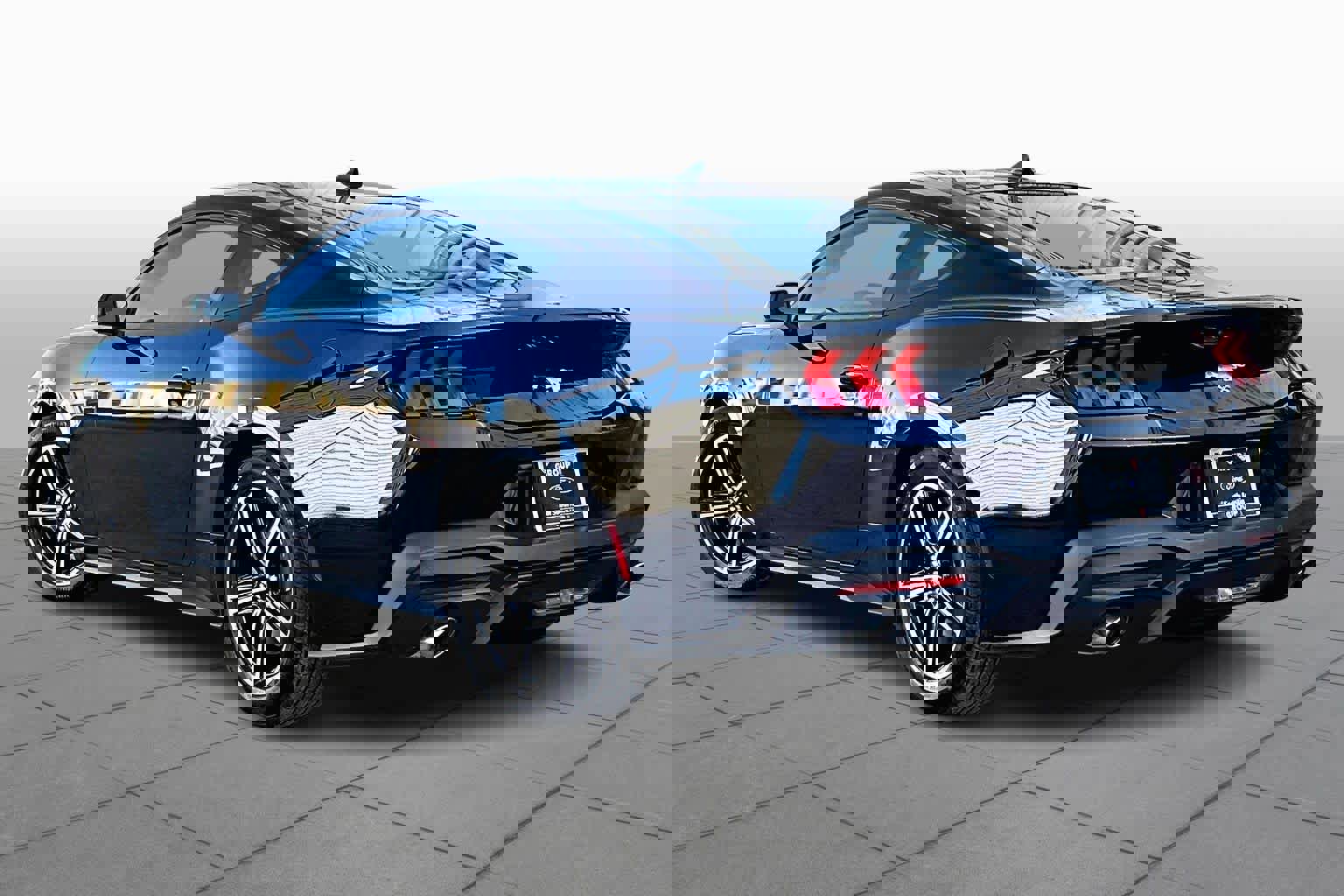 Certified 2025 Ford Mustang Coupe image 4