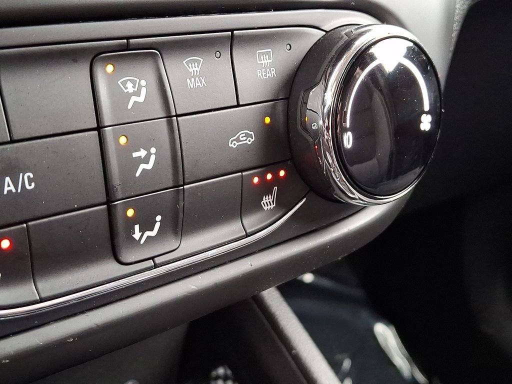 Used 2023 Chevrolet TrailBlazer LT image 24