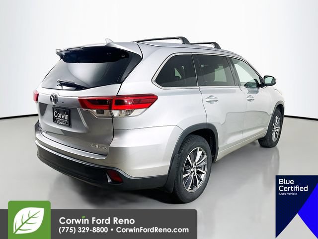 Used 2018 Toyota Highlander XLE AWD/4WD image 9