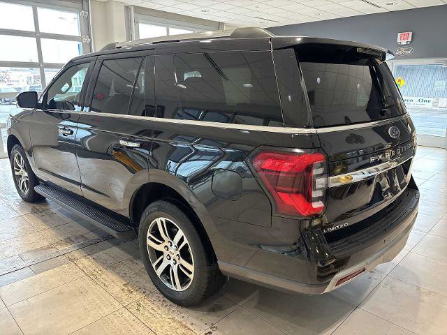 Certified 2024 Ford Expedition Limited image 3