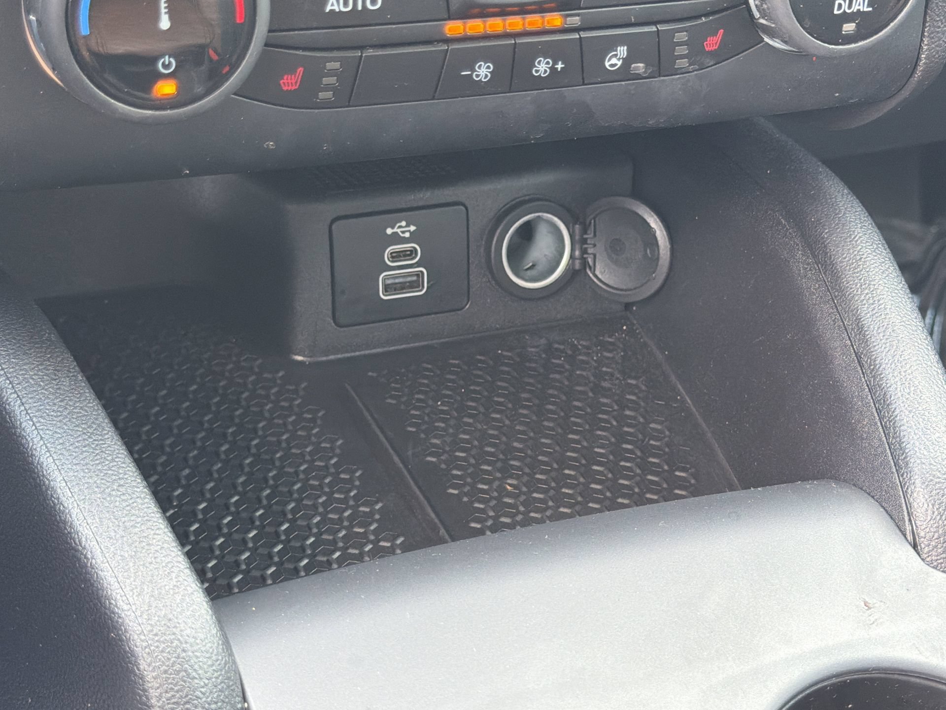 Certified 2024 Ford Bronco Sport Outer Banks AWD/4WD image 8