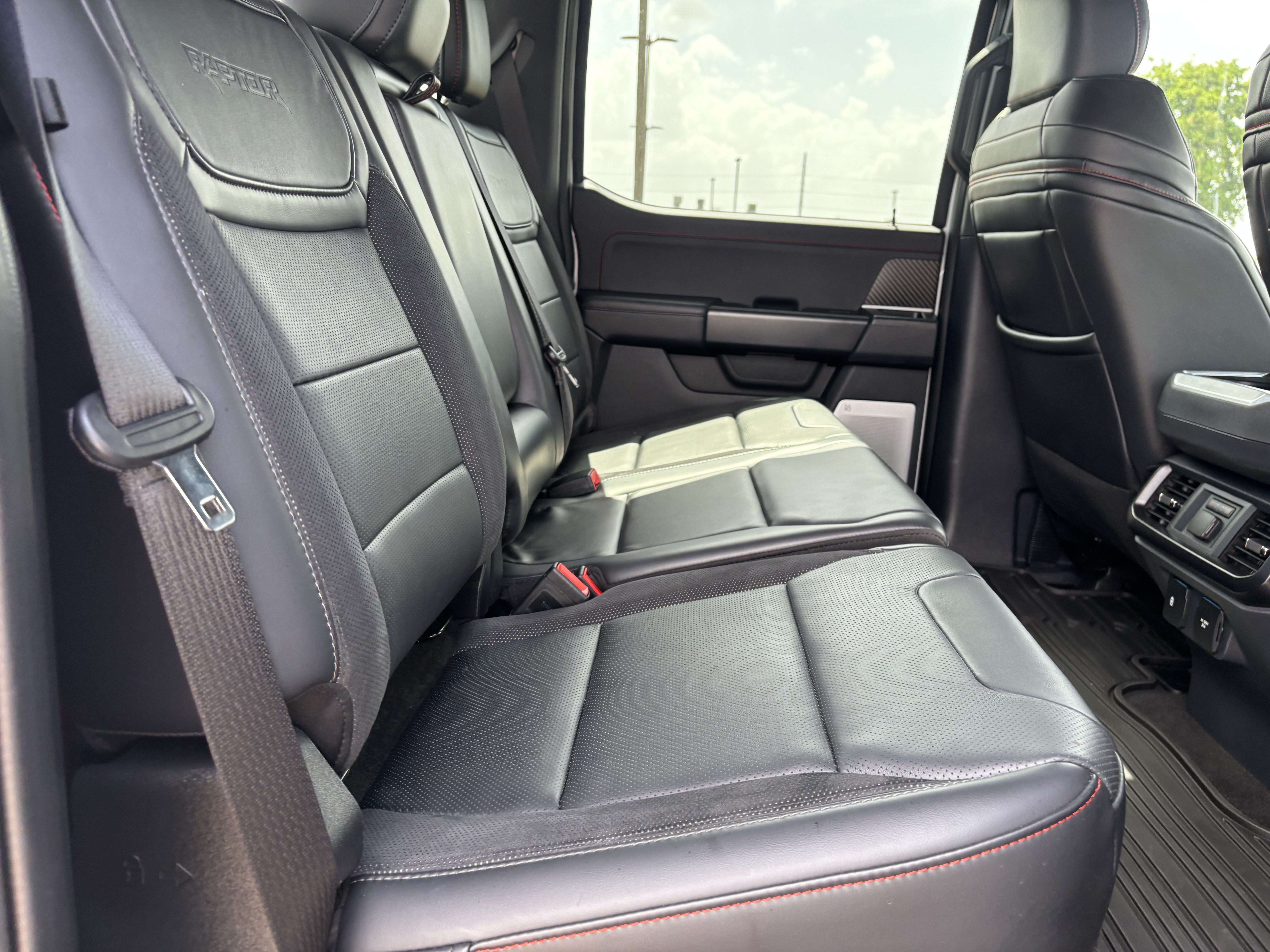 Certified 2025 Ford F150 Raptor AWD/4WD image 19