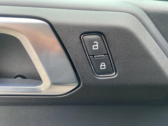 Certified 2025 Ford Bronco Outer Banks AWD/4WD image 14