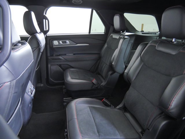 Certified 2026 Ford Explorer ST AWD/4WD image 19