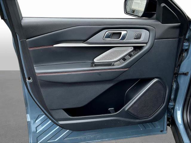 Certified 2025 Ford Explorer ST AWD/4WD image 22
