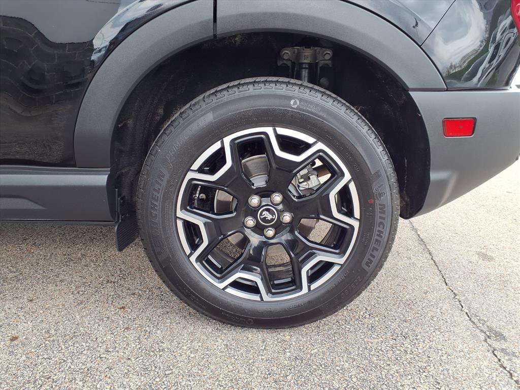 Certified 2025 Ford Bronco Sport Outer Banks w/ Outer Banks Tech Package+ image 7