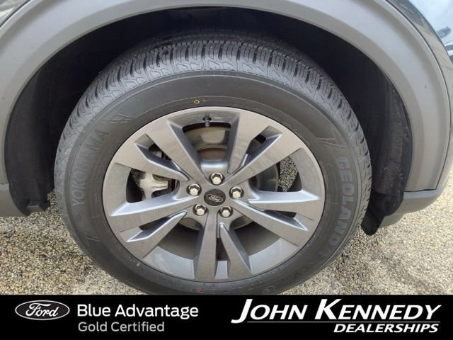 Certified 2023 Ford Explorer XLT w/ Equipment Group 202A AWD/4WD image 39