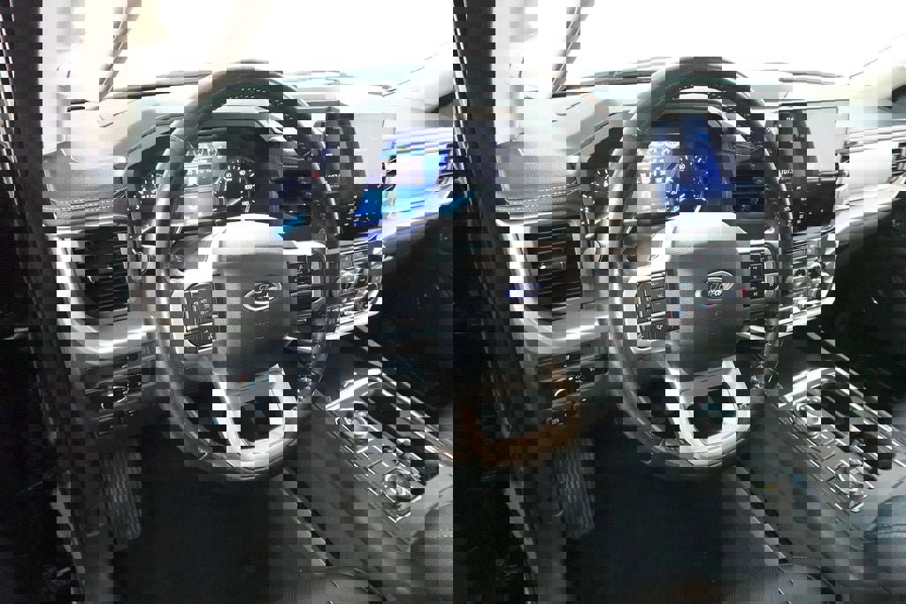 Certified 2024 Ford Expedition Max XLT image 25