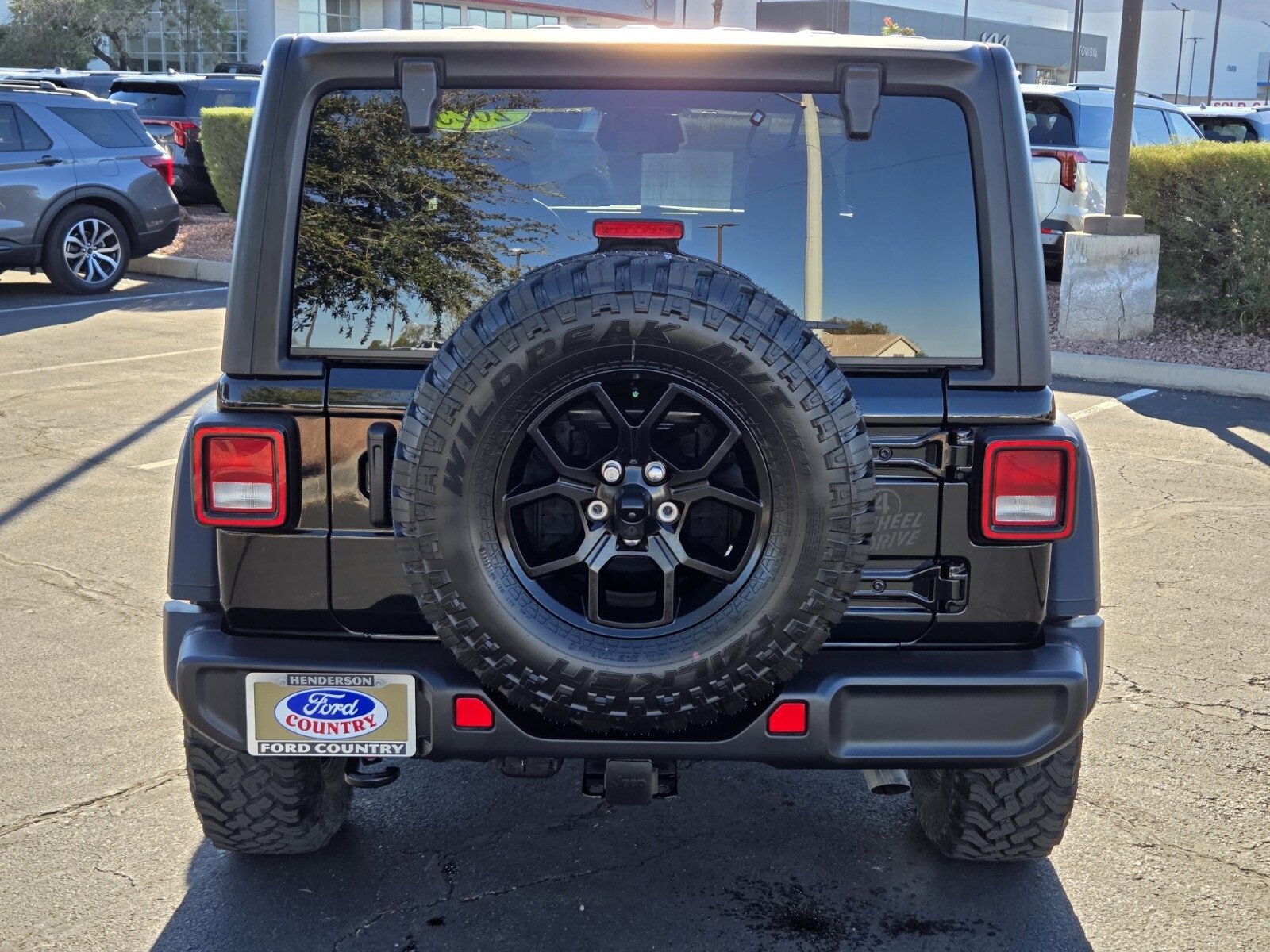 Used 2025 Jeep Wrangler Sport image 5