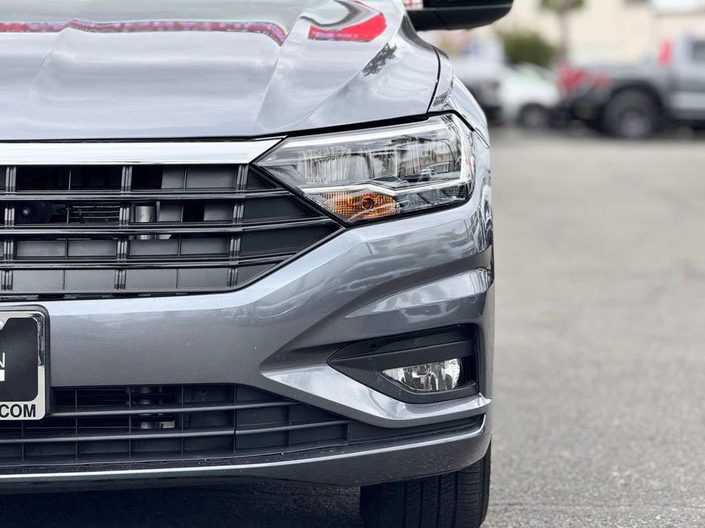 Used 2019 Volkswagen Jetta R-Line w/ R-Line Cold Weather Package FWD image 7