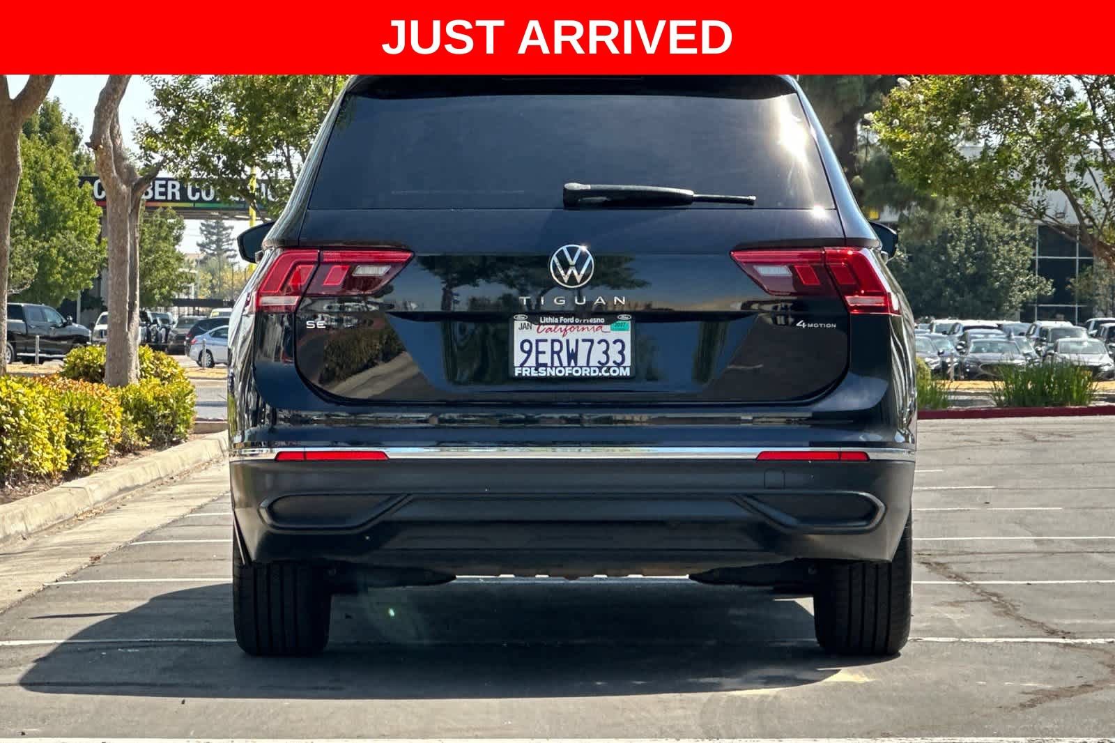 Used 2023 Volkswagen Tiguan SE AWD/4WD image 8