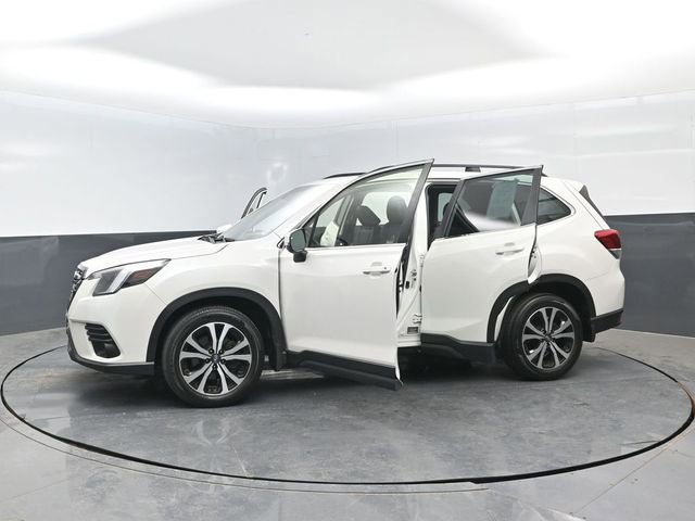 Used 2023 Subaru Forester Limited AWD/4WD image 30