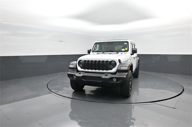 Used 2024 Jeep Wrangler Sport S image 3