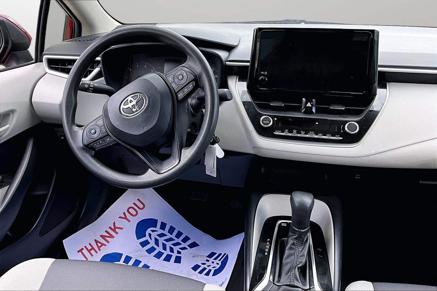 Used 2025 Toyota Corolla LE FWD image 20