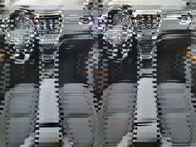 Used 2021 GMC Acadia SLE image 27