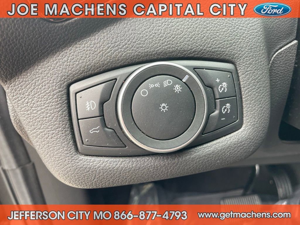 Certified 2018 Ford Escape Titanium w/ Ford Safe & Smart Package image 22