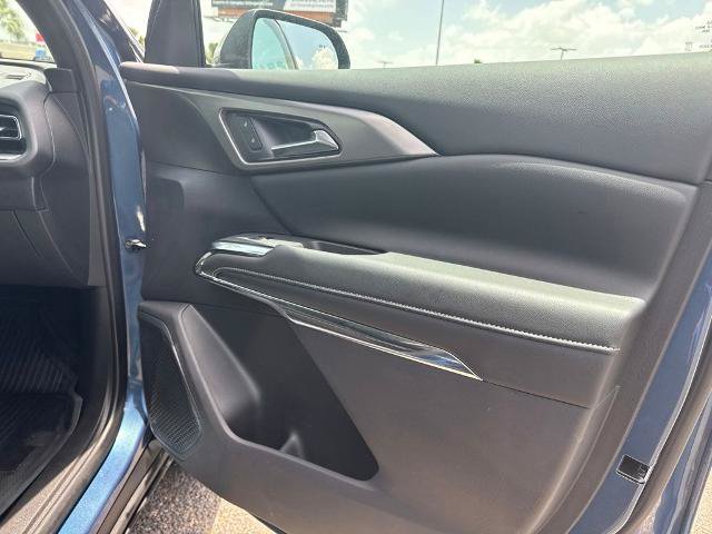 Used 2026 Chevrolet Traverse LT w/ Midnight/Sport Edition FWD image 25