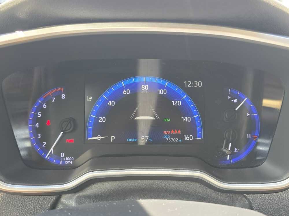 Used 2021 Toyota Corolla XLE w/ Carpet Mat Package (TMS) FWD image 20