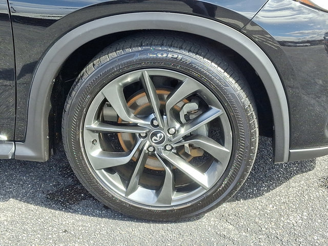 Used 2019 INFINITI QX50 Essential w/ Sensory Package image 8