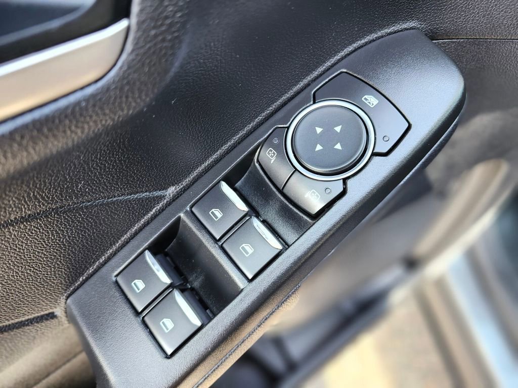 Certified 2022 Ford Escape SEL w/ Technology Package image 16