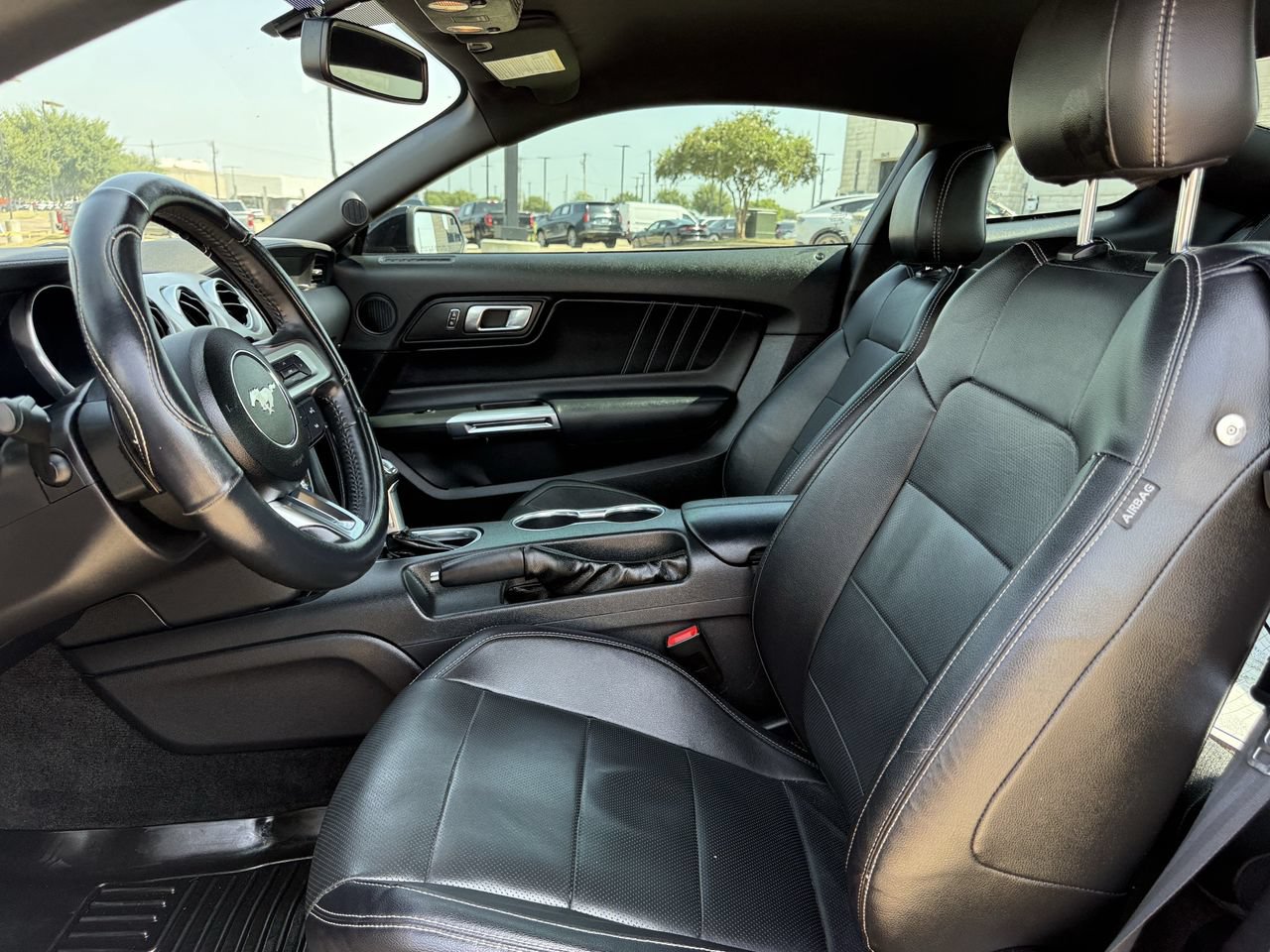 Certified 2018 Ford Mustang Premium RWD image 25