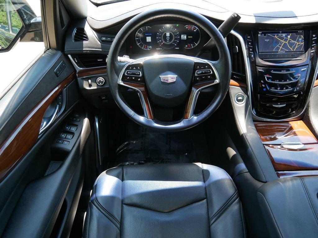 Used 2019 Cadillac Escalade Premium Luxury w/ LPO, Radiant Package AWD/4WD image 12