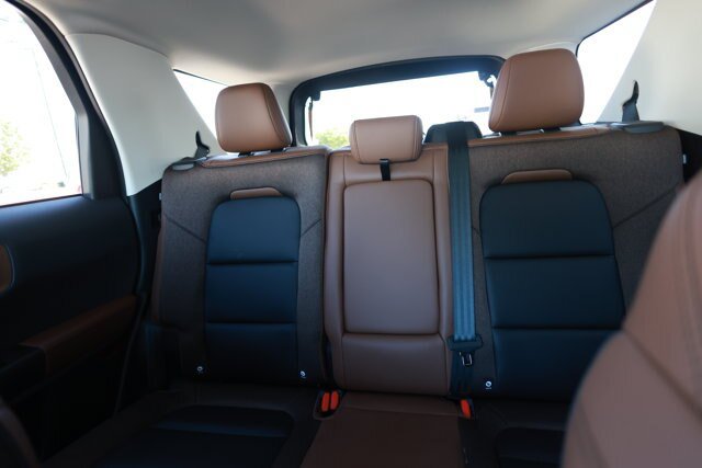 Certified 2025 Ford Bronco Sport Outer Banks w/ Outer Banks Tech Package+ AWD/4WD image 15