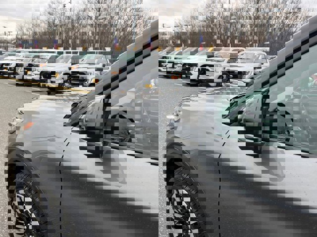 Certified 2025 Ford Explorer Platinum w/ LUX Leather Package image 31