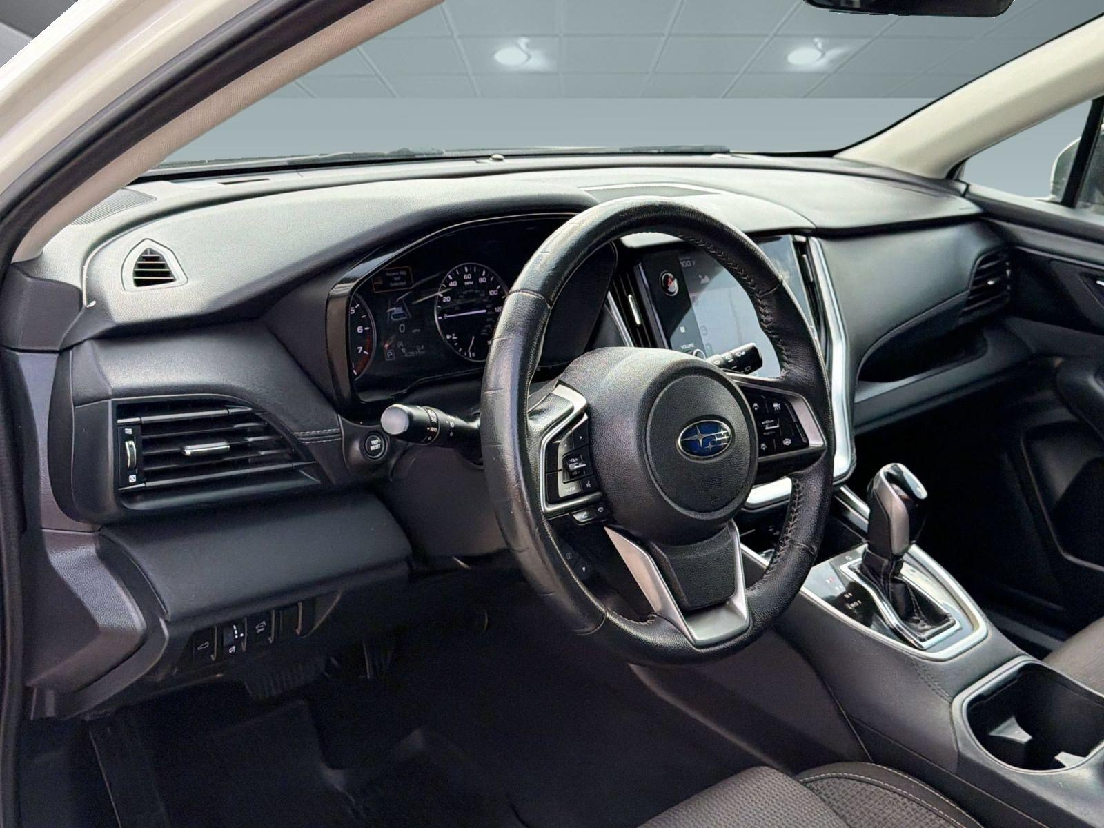 Used 2021 Subaru Outback Premium AWD/4WD image 4