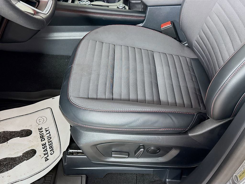 Certified 2025 Ford Explorer ST-Line w/ Premium Package image 23
