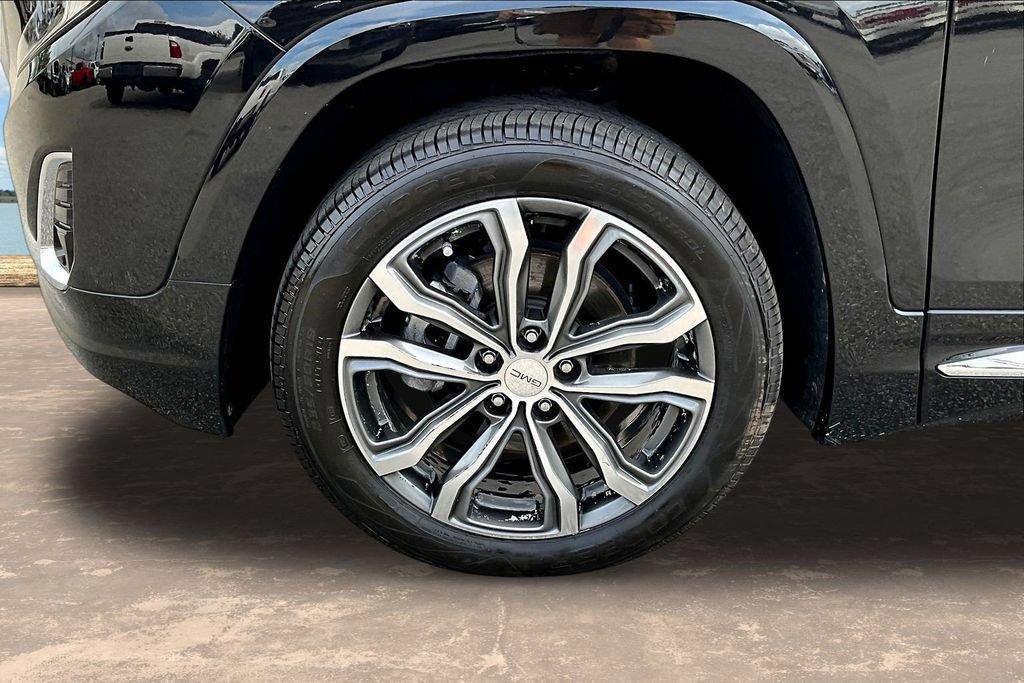 Used 2018 GMC Terrain Denali w/ Comfort Package AWD/4WD image 36