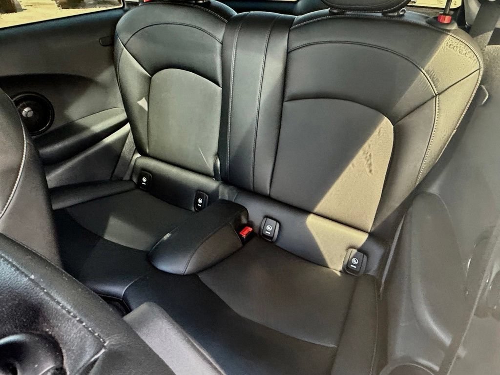 Used 2018 MINI Cooper S FWD image 28