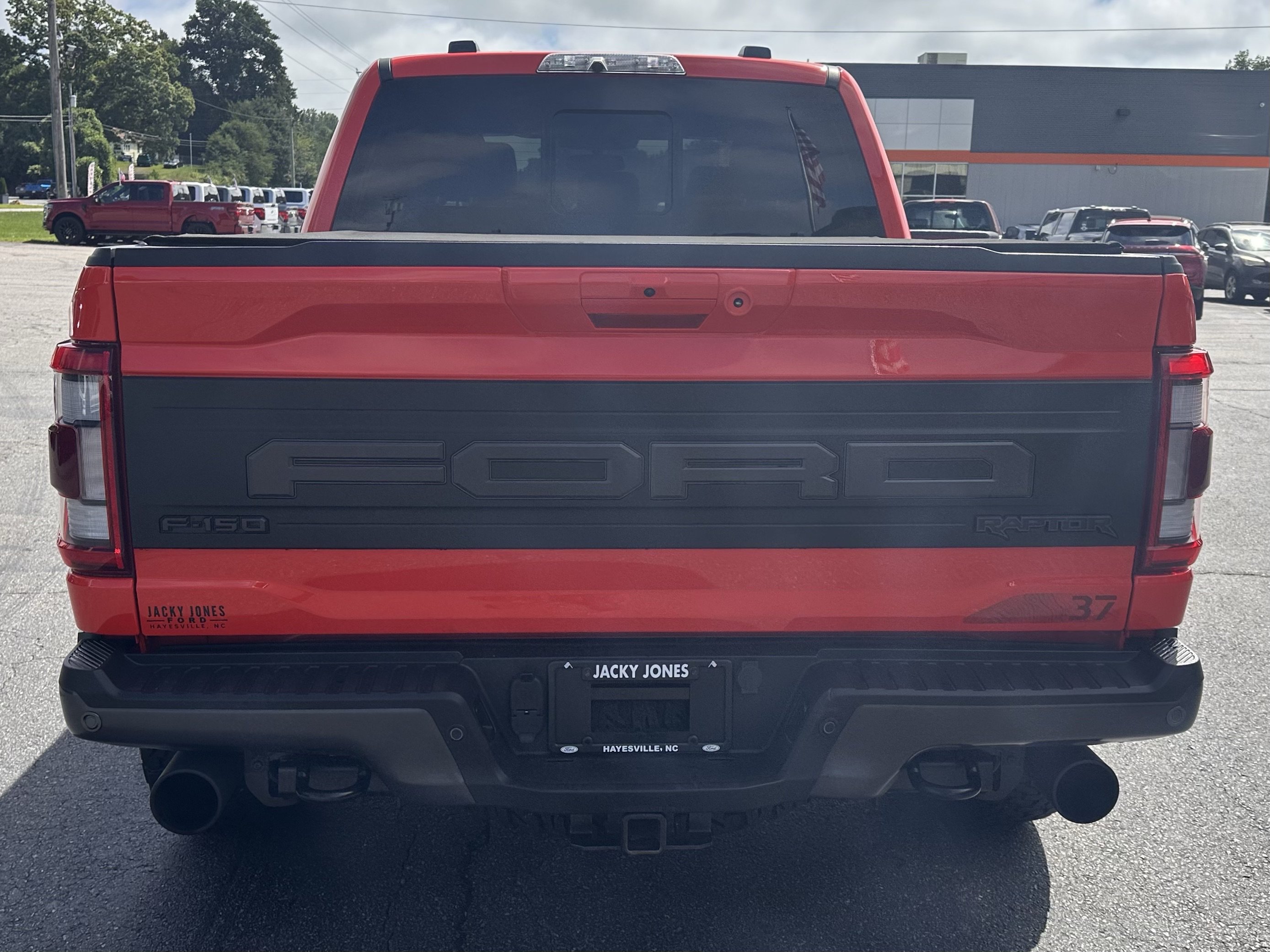 Certified 2023 Ford F150 Raptor w/ Raptor 37 Performance Package AWD/4WD image 7