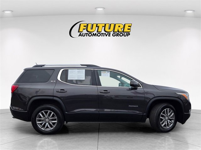 Used 2017 GMC Acadia SLE w/ Driver Alert Package I image 3