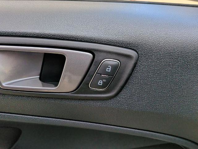 Certified 2020 Ford EcoSport SE image 15