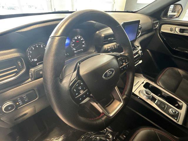 Certified 2022 Ford Explorer ST-Line w/ Class IV Trailer Tow Package AWD/4WD image 9