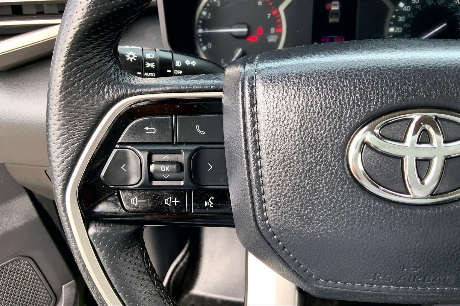 Used 2023 Toyota Tundra Limited w/ Power Package RWD image 22